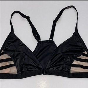 VS silky triangle bra Small NWT